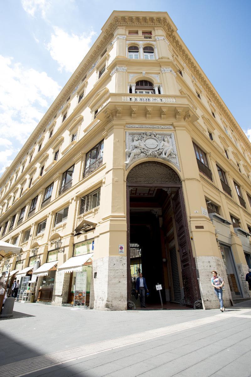 Pretaloger Verdi 18 Napoli Exterior foto